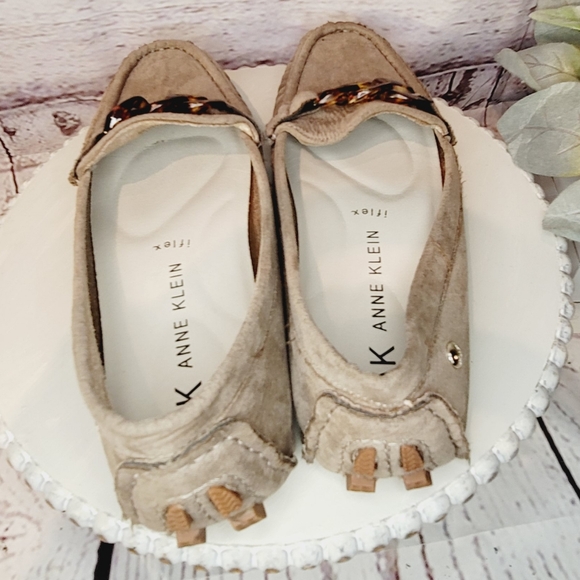 AK Anne Klein iFlex AKSILVEE Tan Fabric Moccasin Flat Loafer Shoe Size 7 - Picture 8 of 10